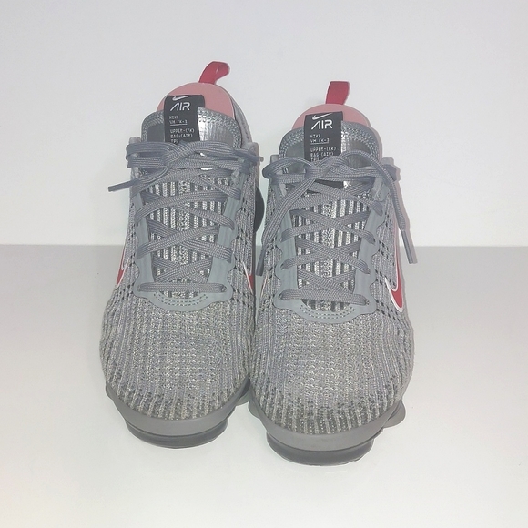 Boy's Youth or Women's Nike Vapormax - Picture 2 of 9